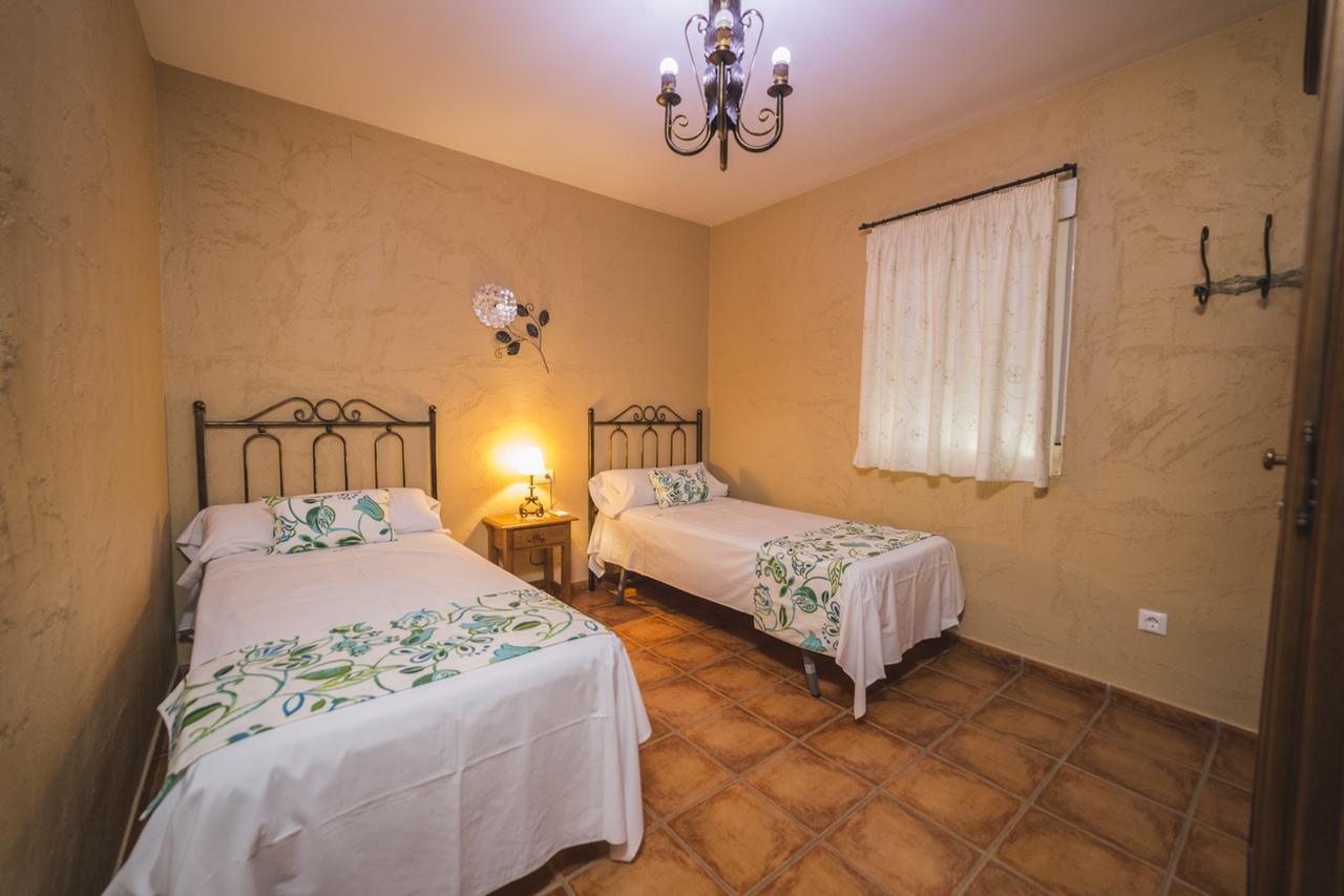 Agroturismo Ecologico El Cortijillo Luque ภายนอก รูปภาพ